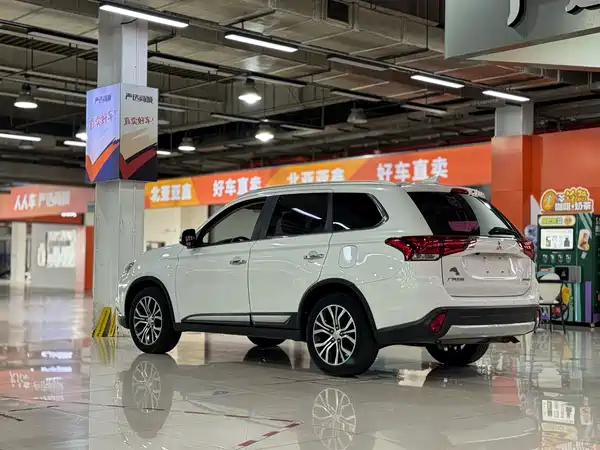 Mitsubishi Outlander 2017