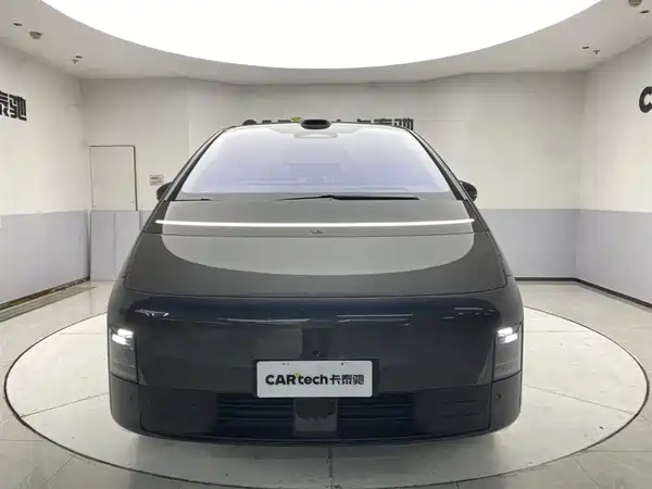 Li Auto MEGA 2025