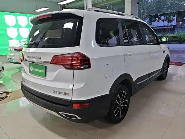 SWM X3 2017