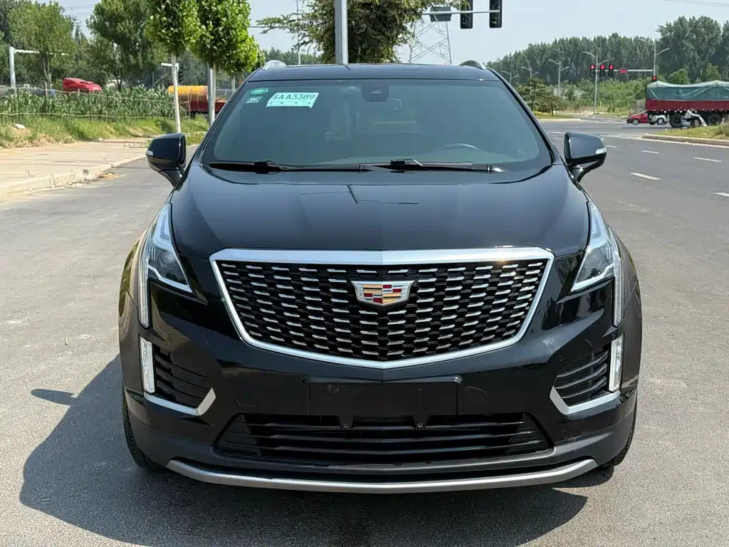 Cadillac XT5 2019 — фото 2
