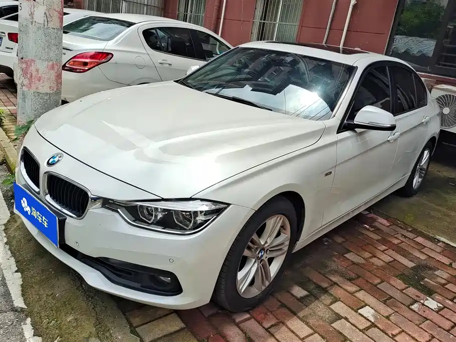 BMW 3 Series 2016 — фото 1