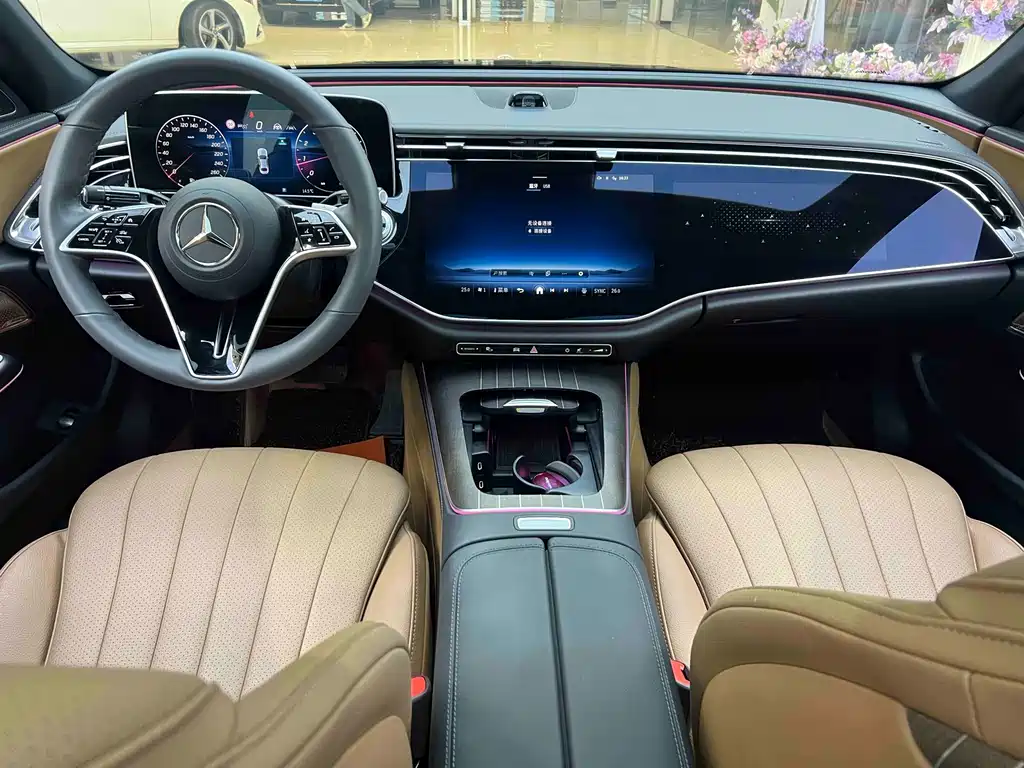 Mercedes-Benz E-Class 2024 — фото 14