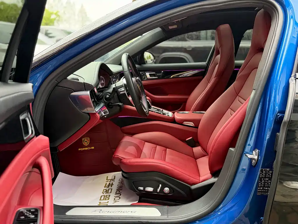Porsche Panamera 2017 — фото 18