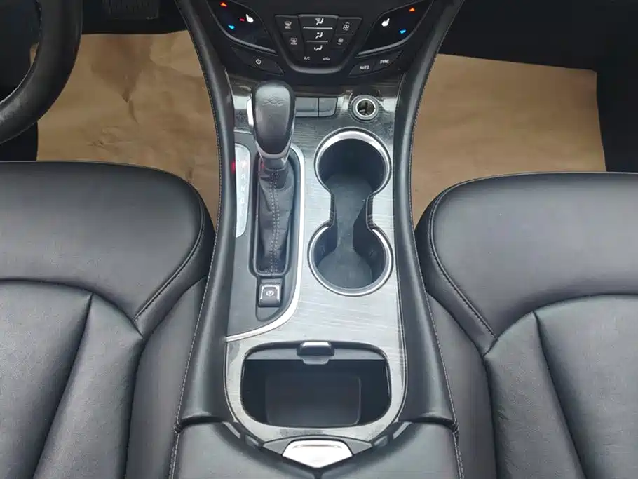 Buick Envision Plus 2020 — фото 16