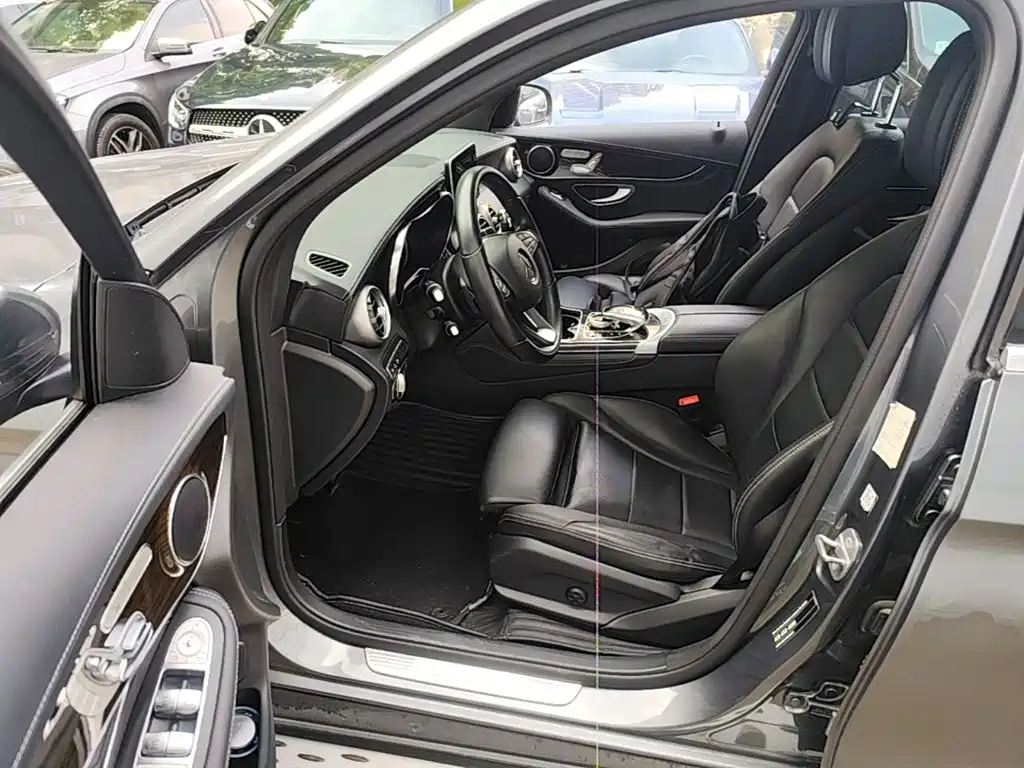 Mercedes-Benz GLC 2019 — фото 16