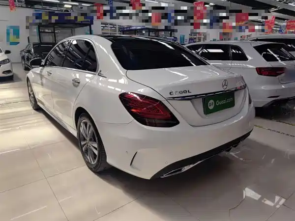 Mercedes-Benz C-Class 2021