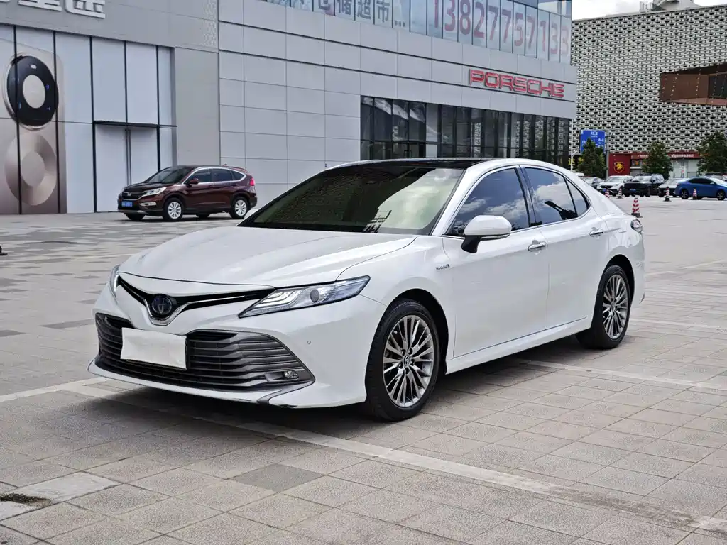 Toyota Camry 2018