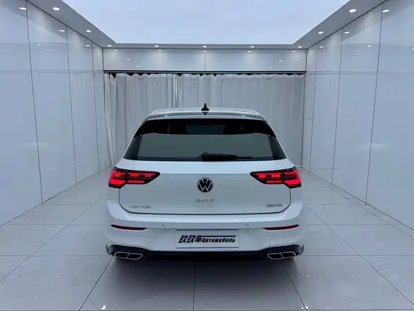 Volkswagen Golf 2022