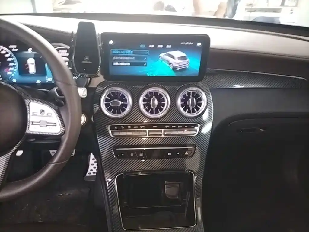 Mercedes-Benz GLC 2021 — фото 13