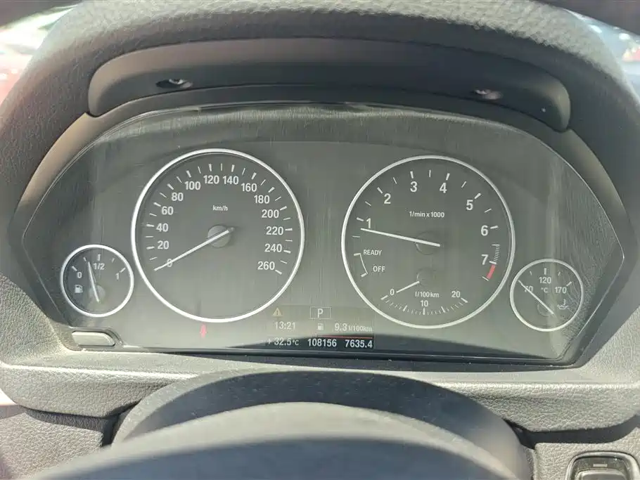 BMW 3 Series 2014 — фото 13