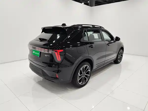 Lynk & Co 01 2023