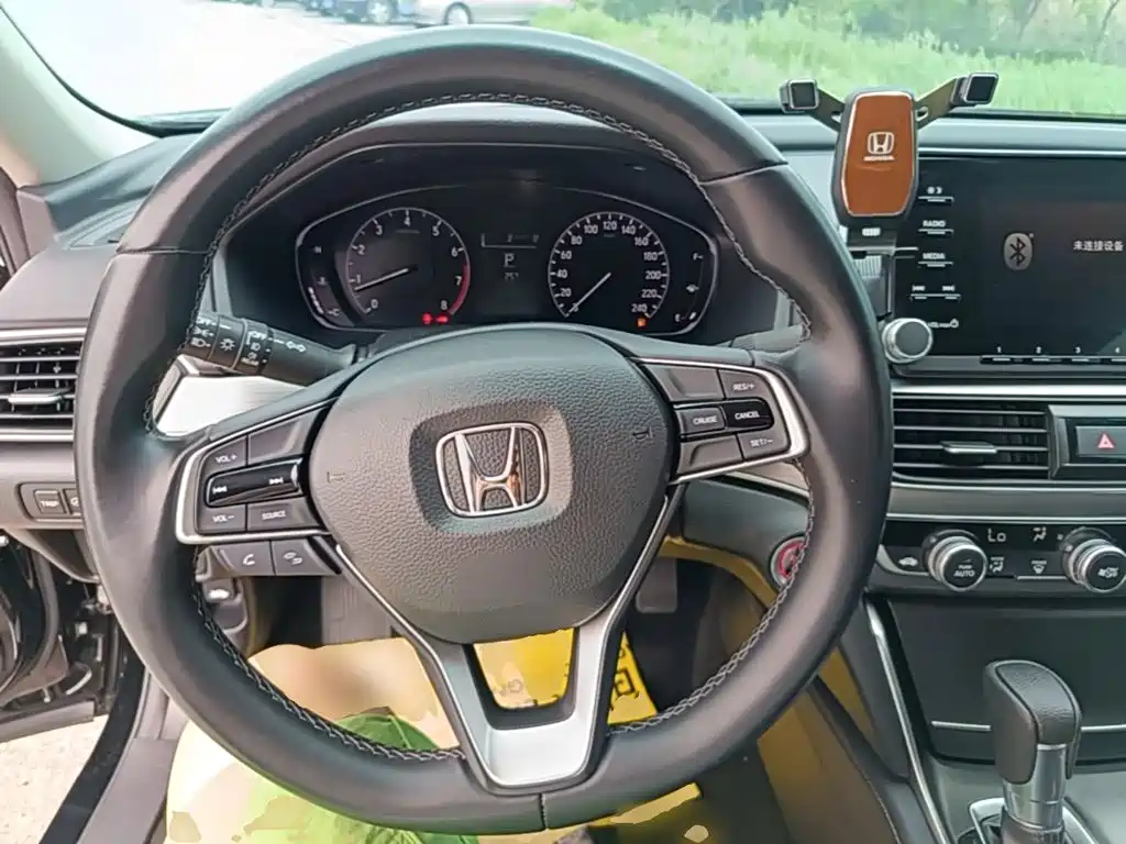 Honda Accord 2021 — фото 11