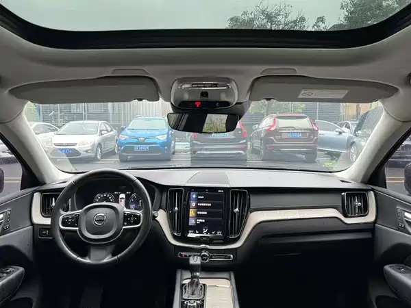 Volvo XC60 2019
