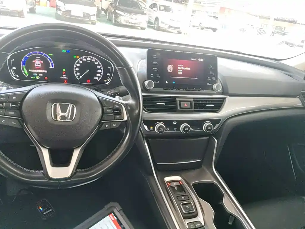 Honda Accord 2020 — фото 10