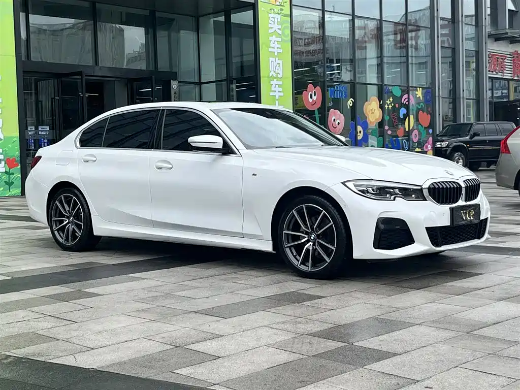 BMW 3 Series 2022