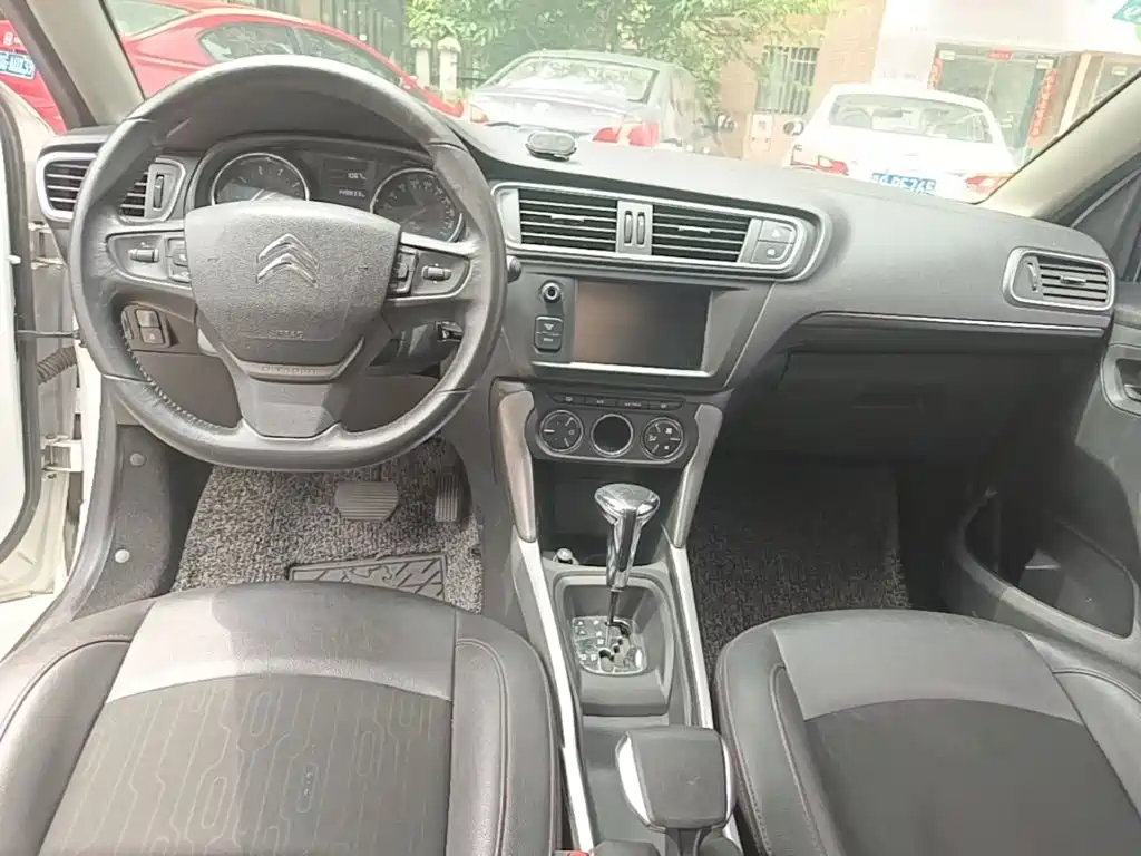 Citroen C3-XR 2015 — фото 10