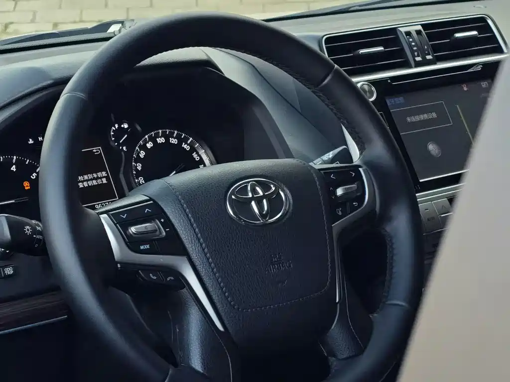 Toyota Prado 2020 — фото 4