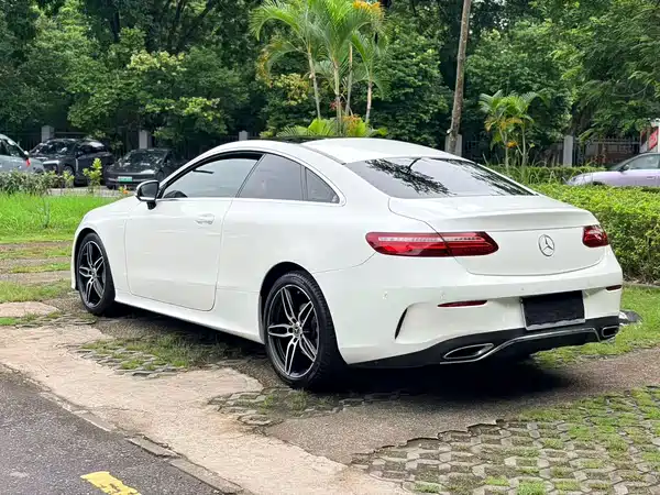 Mercedes-Benz E-Class 2018