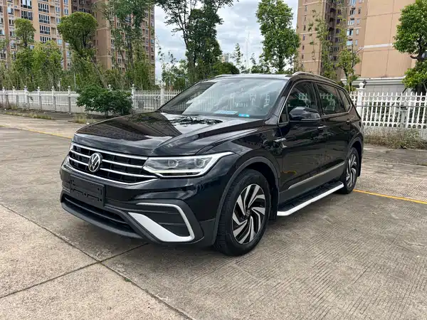 Volkswagen Tiguan L 2022