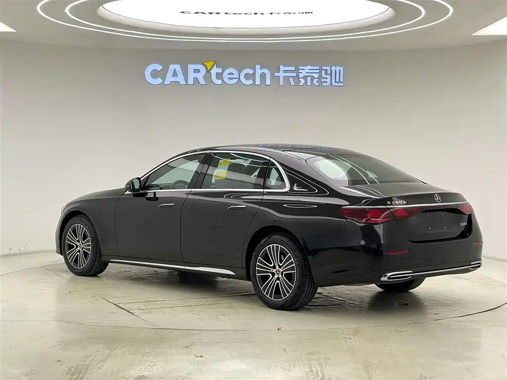 Mercedes-Benz E-Class 2025