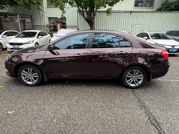 Geely Emgrand 2017