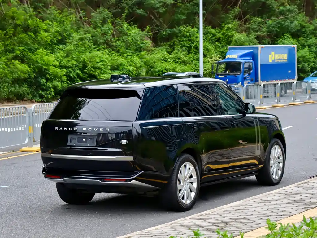 Land Rover Range Rover 2023
