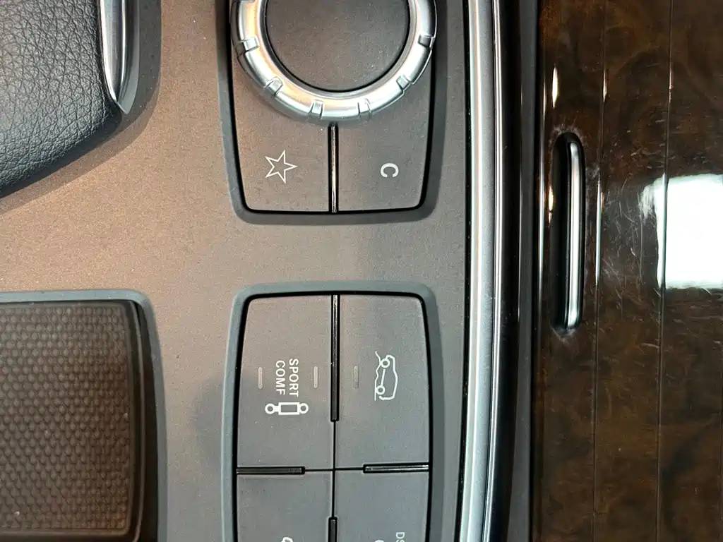Mercedes-Benz M-Class 2015 — фото 16