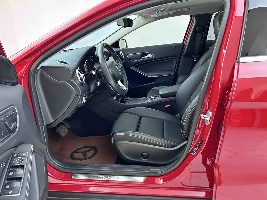 Mercedes-Benz GLA 2017 — фото 10