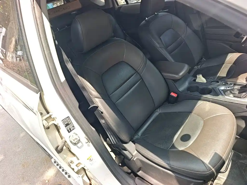 GAC Motor Trumpchi GS4 2016 — фото 25