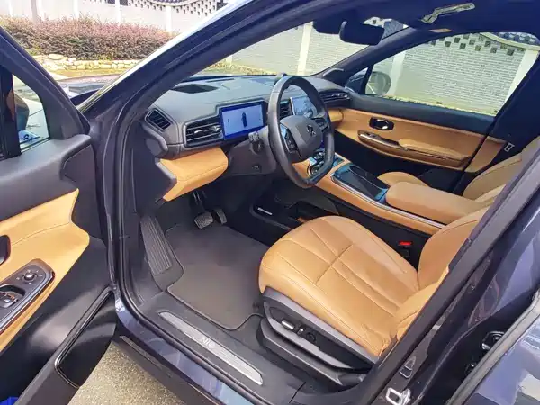 NIO ES8 2020