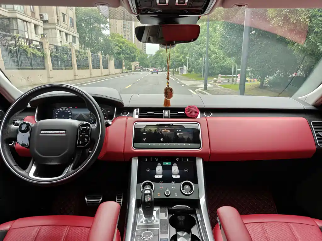 Land Rover Range Rover Sport 2022 — фото 12