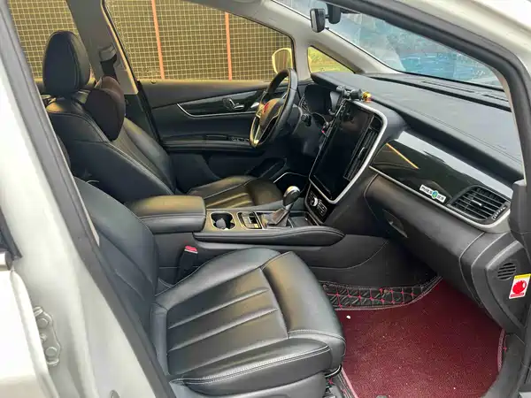 BYD Song MAX 2017