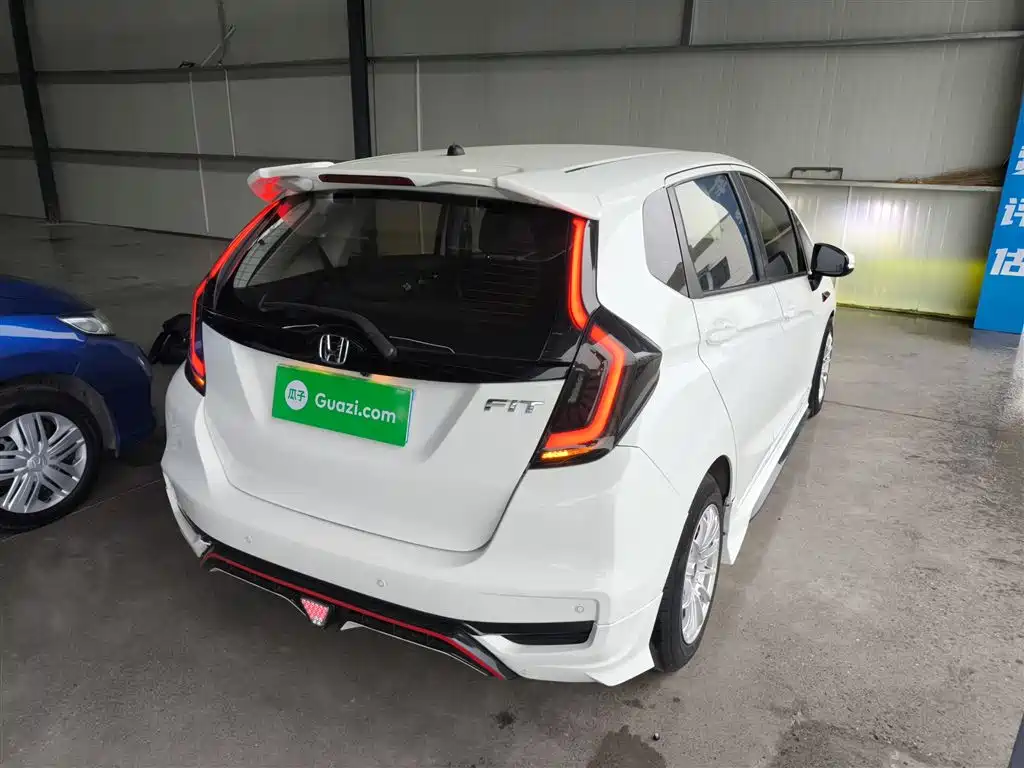 Honda Fit 2019 — фото 7