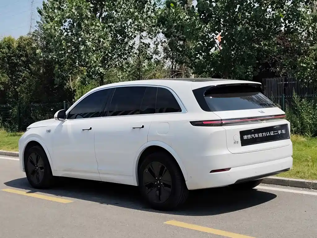 Li Auto Li L7 2024