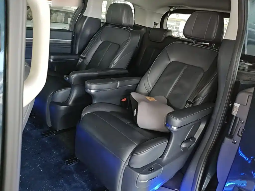 GAC Motor Trumpchi M8 2020 — фото 17