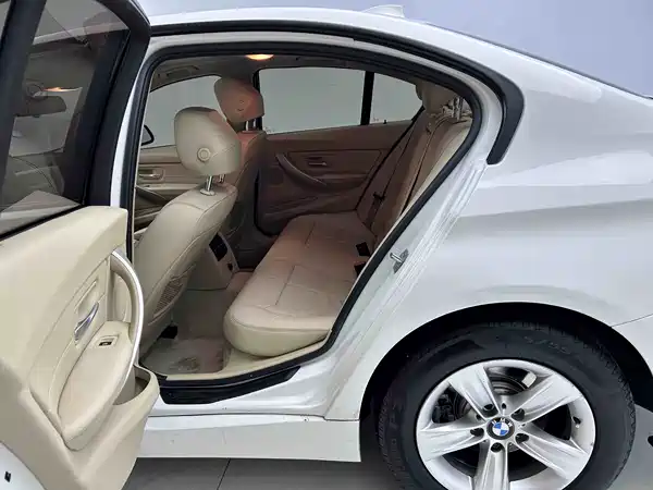 BMW 3 Series 2015