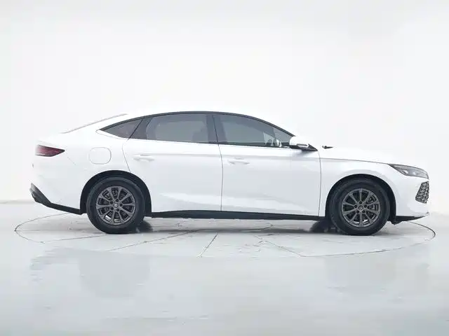 BYD Qin L 2025 — фото 6