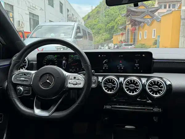 Mercedes-Benz A-Class 2022