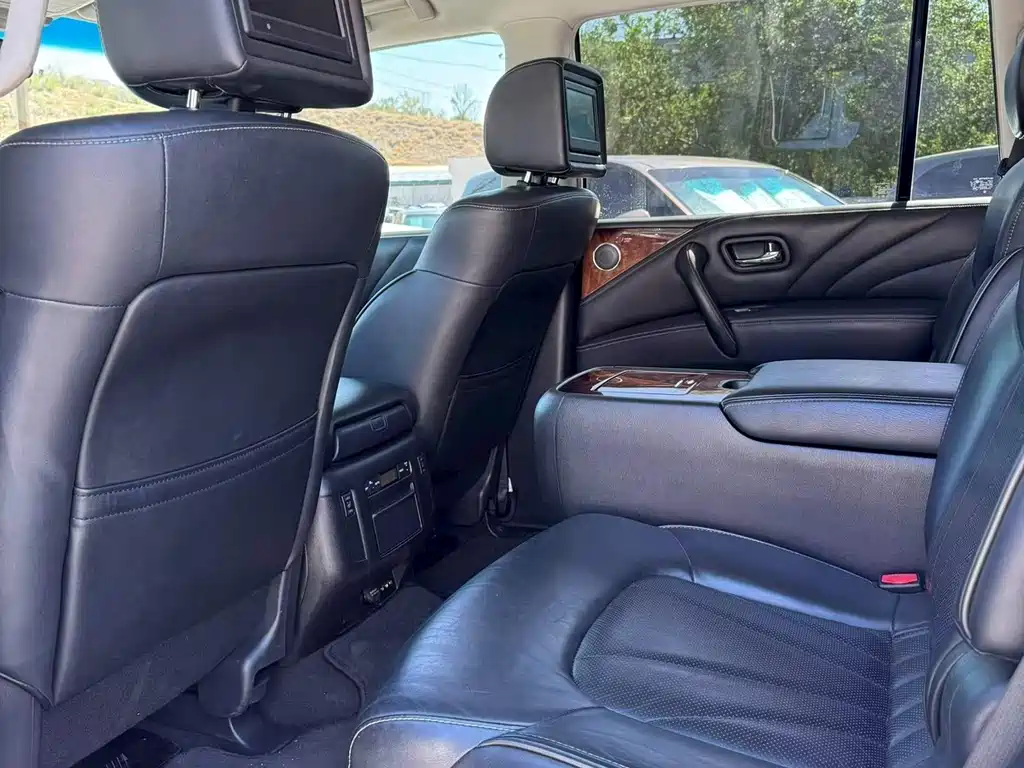 Infiniti QX80 2017