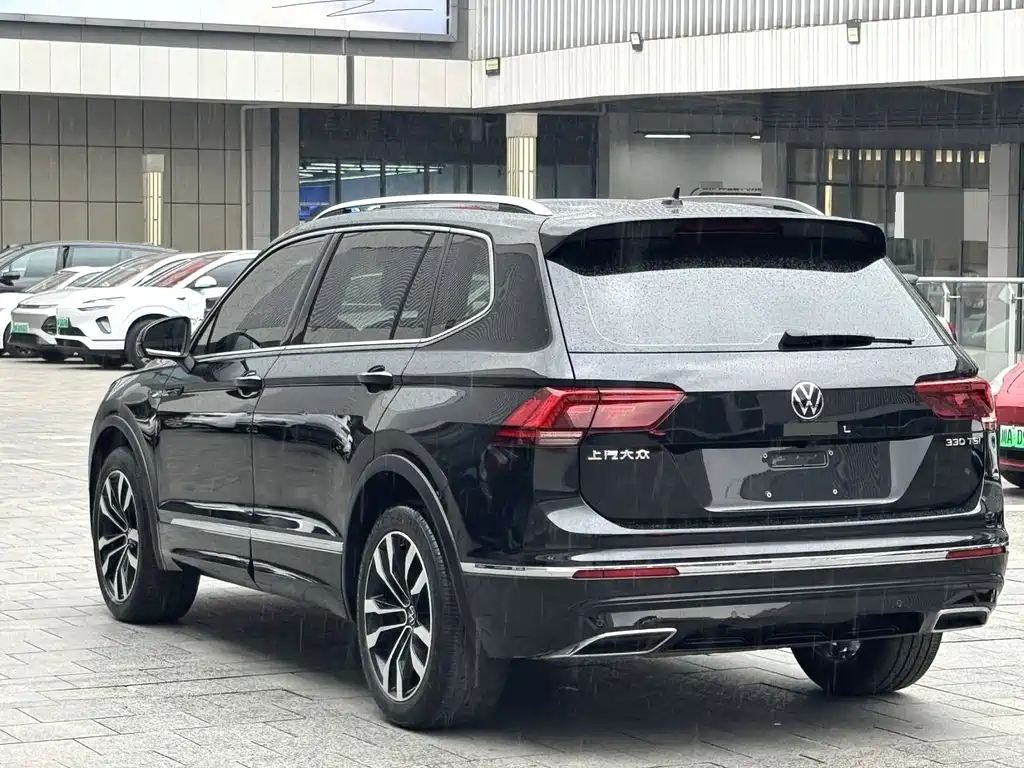 Volkswagen Tiguan L 2021 — фото 7