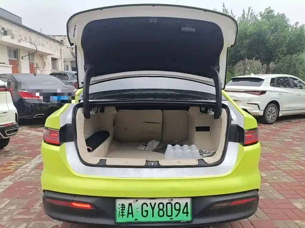 BYD Seal 05 DM-i 2025 — фото 19