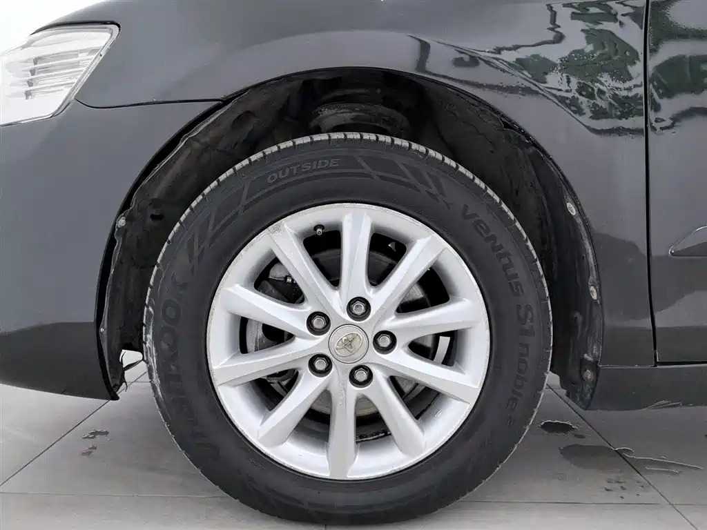 Toyota Camry 2013 — фото 17