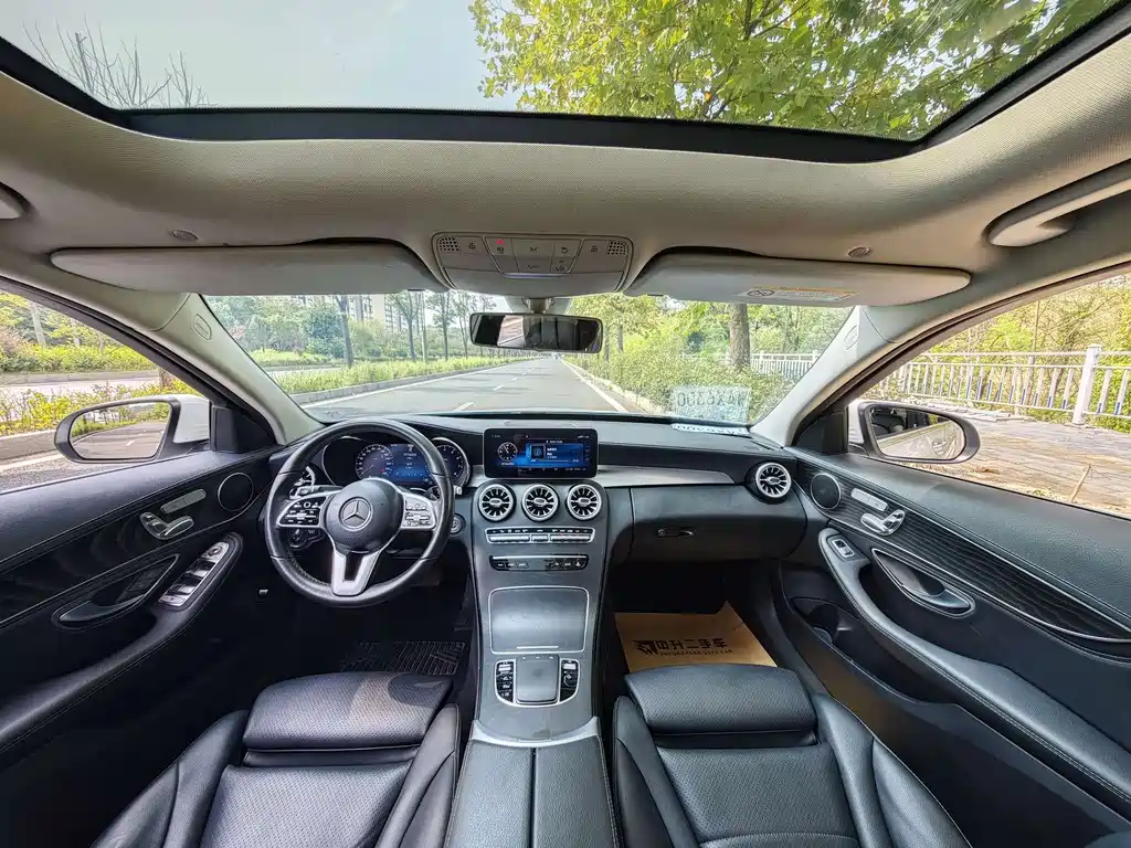 Mercedes-Benz C-Class 2019 — фото 10