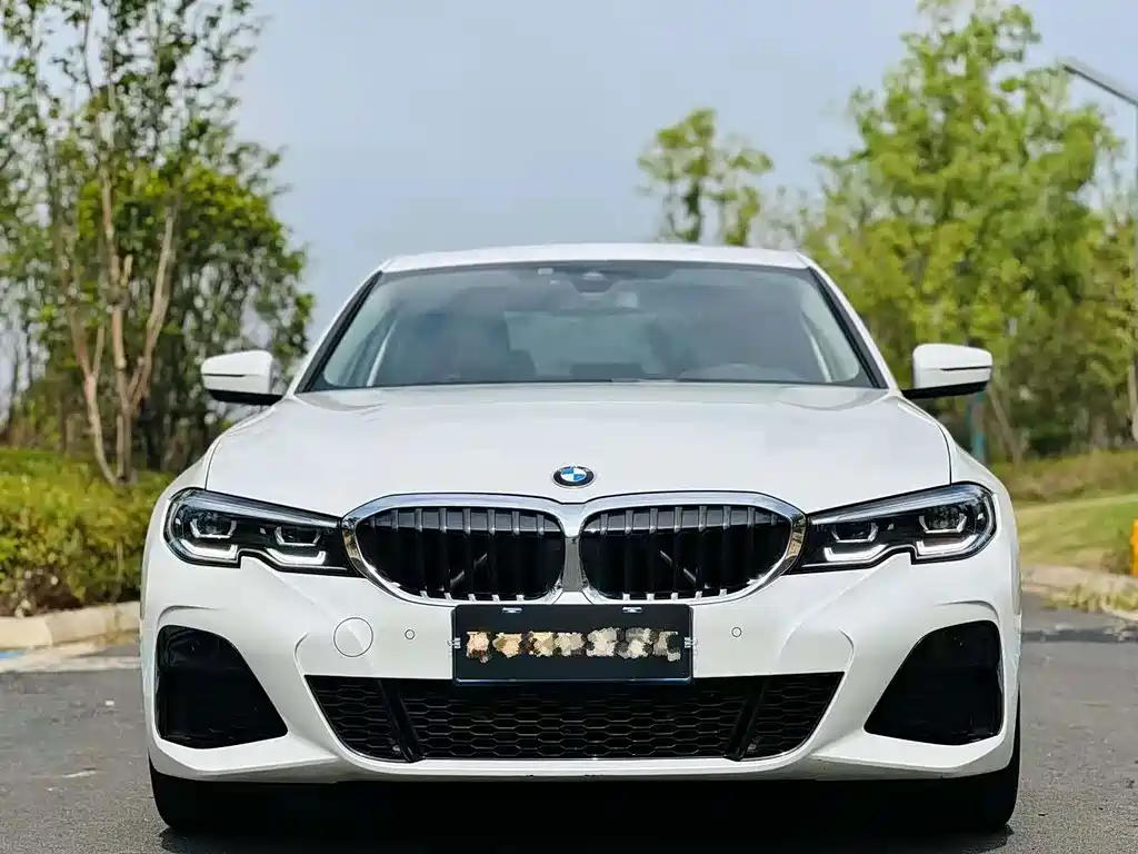BMW 3 Series 2021