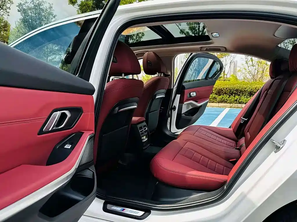 BMW 3 Series 2021