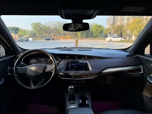 Cadillac XT4 2018