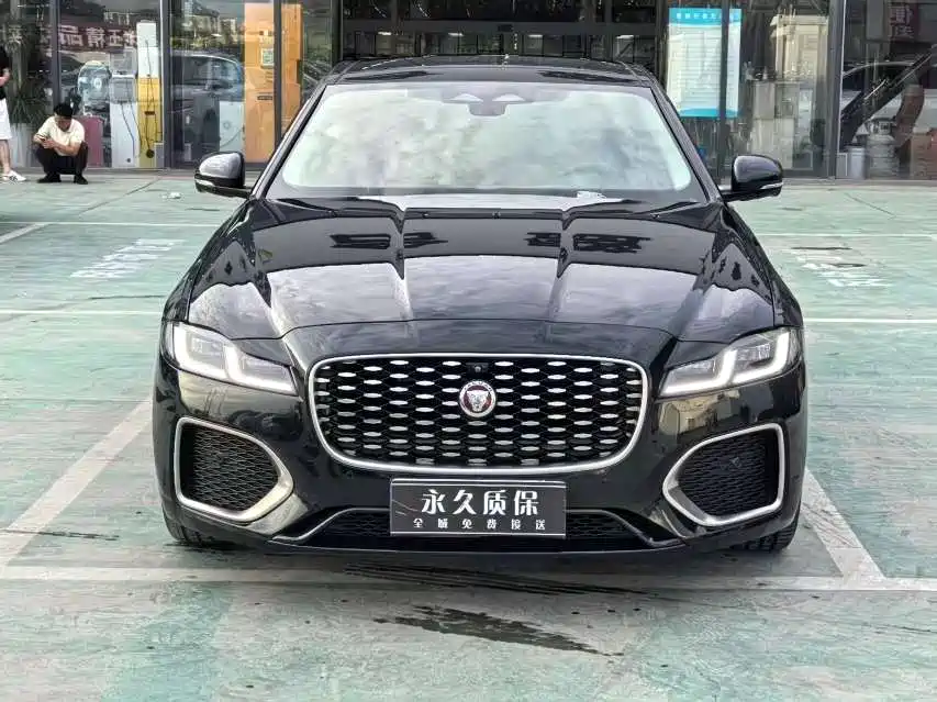 Jaguar XFL 2024 — фото 2