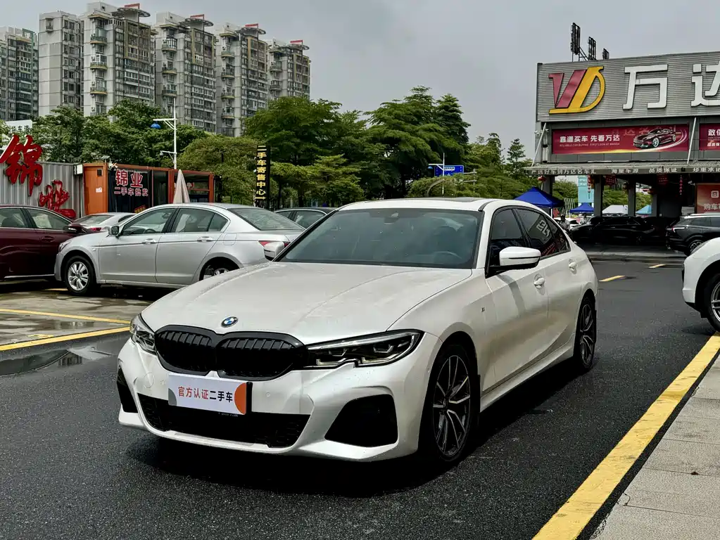 BMW 3 Series 2020 — фото 1