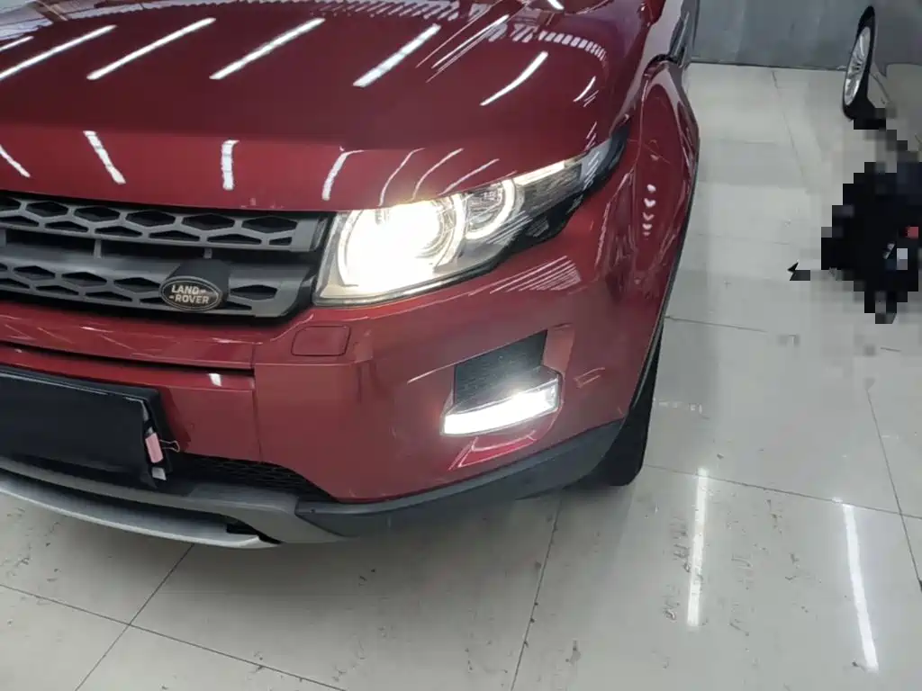 Land Rover Evoque 2016 — фото 24