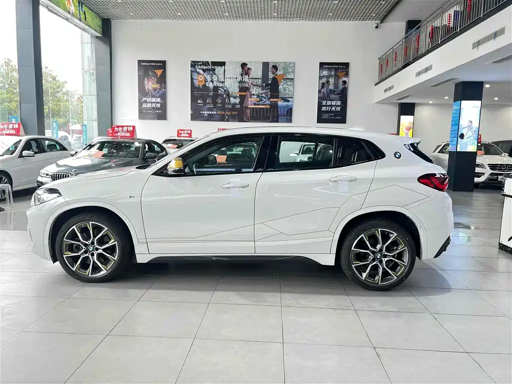 BMW X2 2023 — фото 8